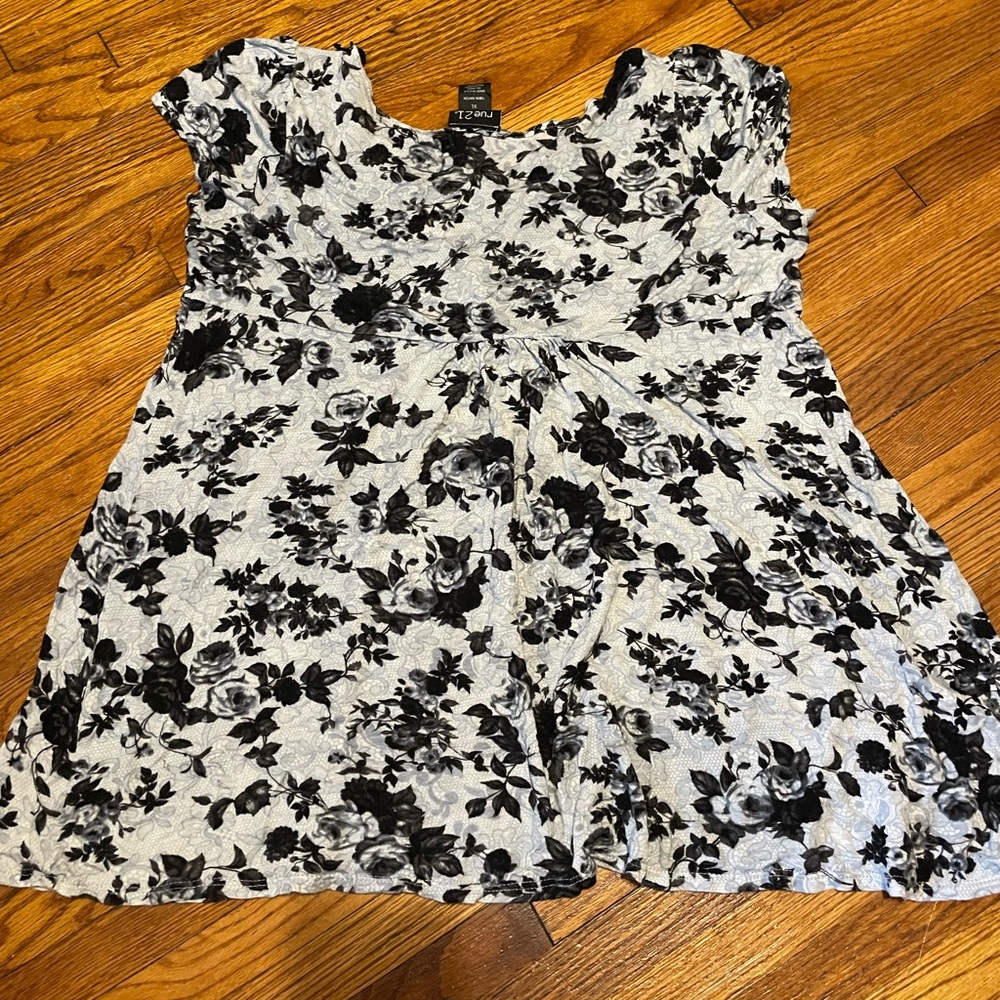 Xl Rue21 Floral Top - Picture 4 of 4